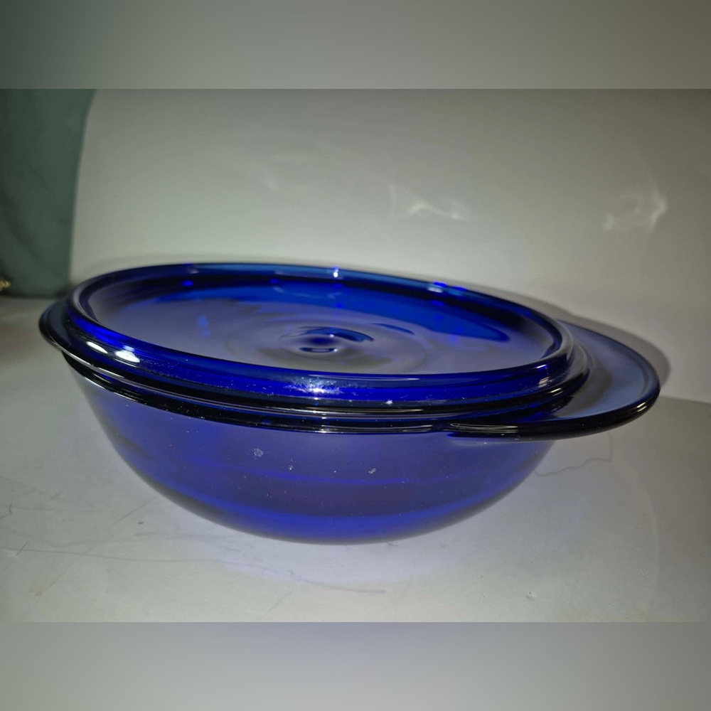 Vintage Blue Cobalt Glass Round Baking Dish with Lid, Handles 2qt Anchor Hocking - Picture 8 of 16